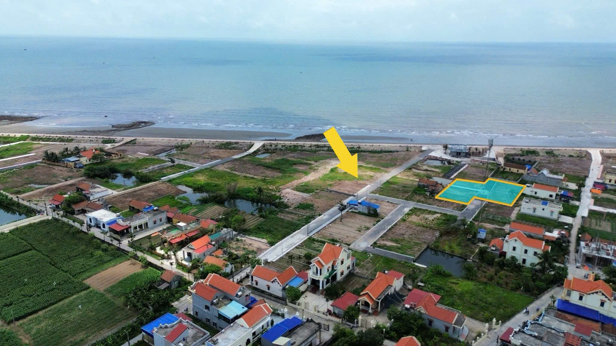  Em còn 2 lô trục chính hải xuân trục ra biển giá chỉ 1.x tỷ 