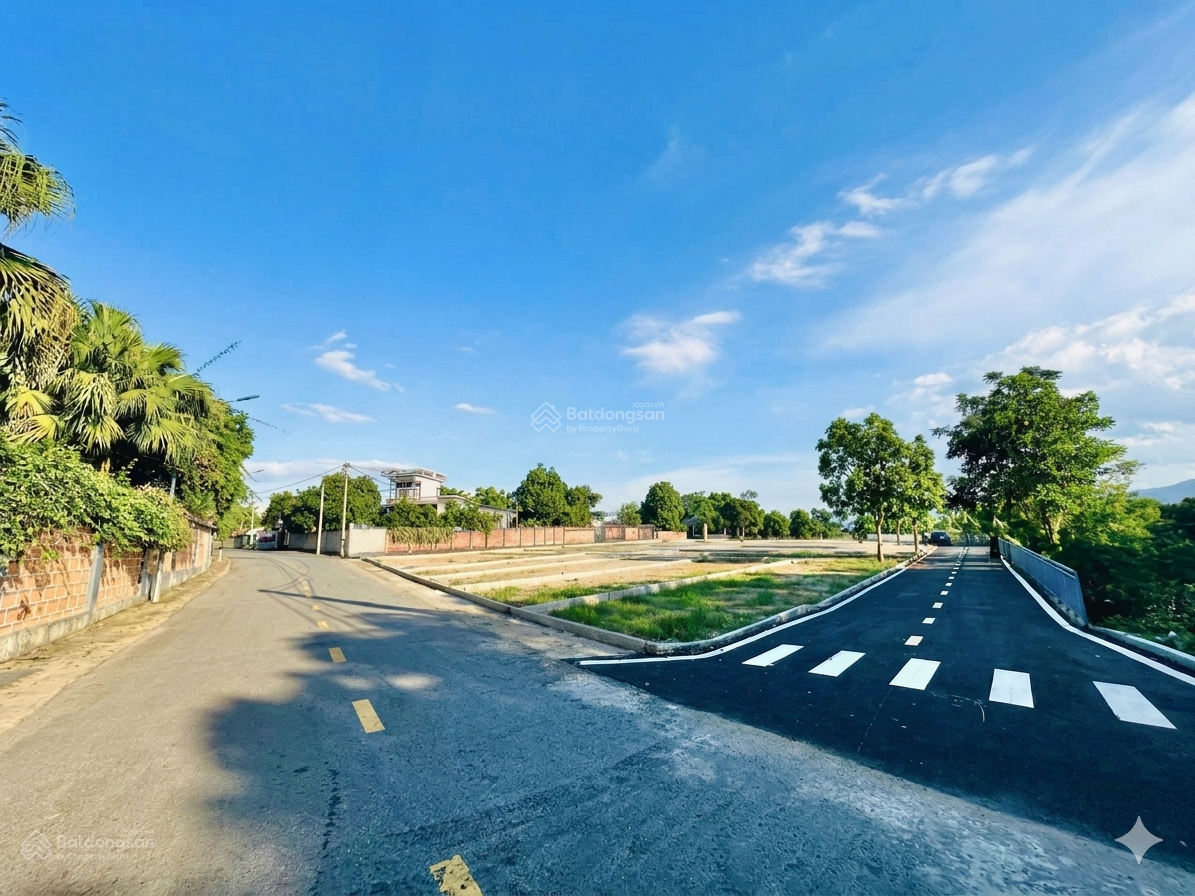  Gấp ! Mảnh view hồ Hoà Lạc 100m2 làn 2 QL21 chỉ 3,5 tỷ 0968316162 