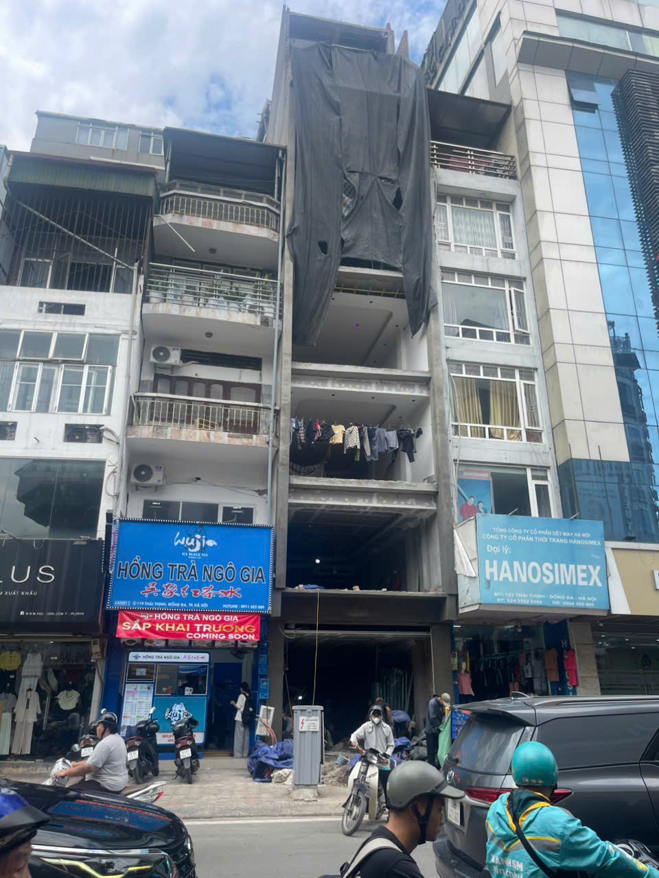  Tôi chính chủ cần bán tòa nhà tại 65 Hoàng Ngân, vị trí đẹp, đường rộng 