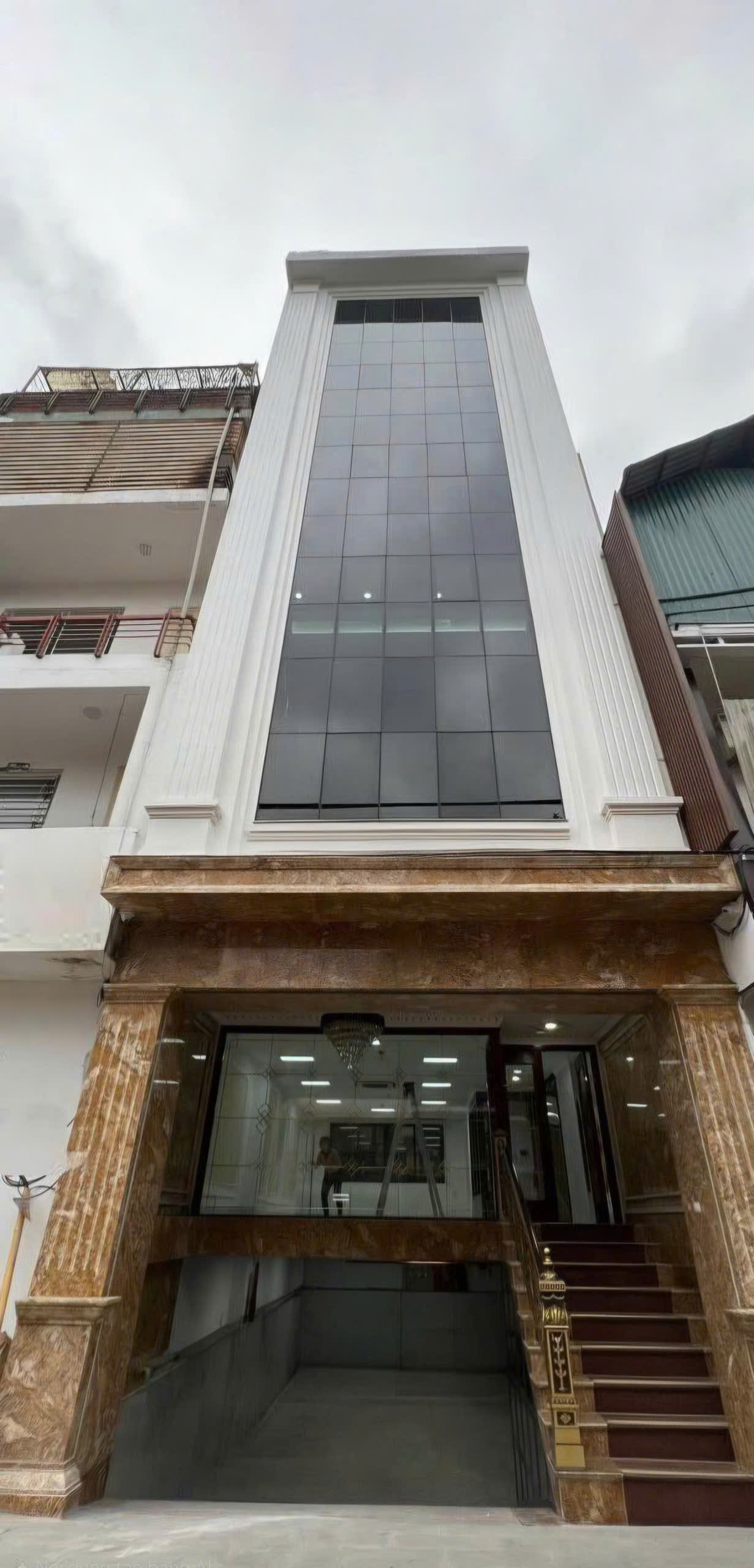  Cho thuê nhà, THANG MÁY, 94m2- 5T, Hàng Điếu, Hàng Da, Hàng Nón -24 tr 