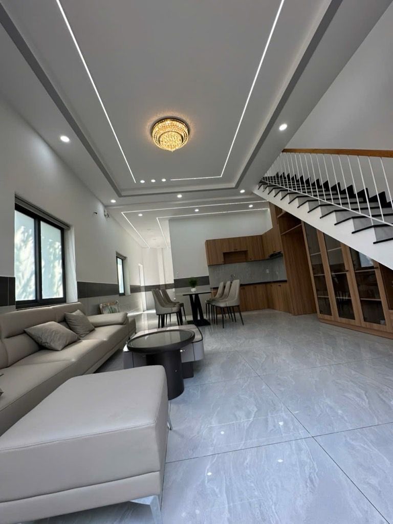  ???? BÁN NHÀ 1/ TRẦN VĂN MƯỜI-  LÔ GÓC 2 MẶT TIỀN – NGANG 7M NỞ HẬU – 3 TẦNG MỚI TINH FULL NỘI THẤT - 100M2 CÔNG NHẬN ĐỦ – SỔ SẴN CÔNG CHỨNG - 5.x ĐỒNG ???? 