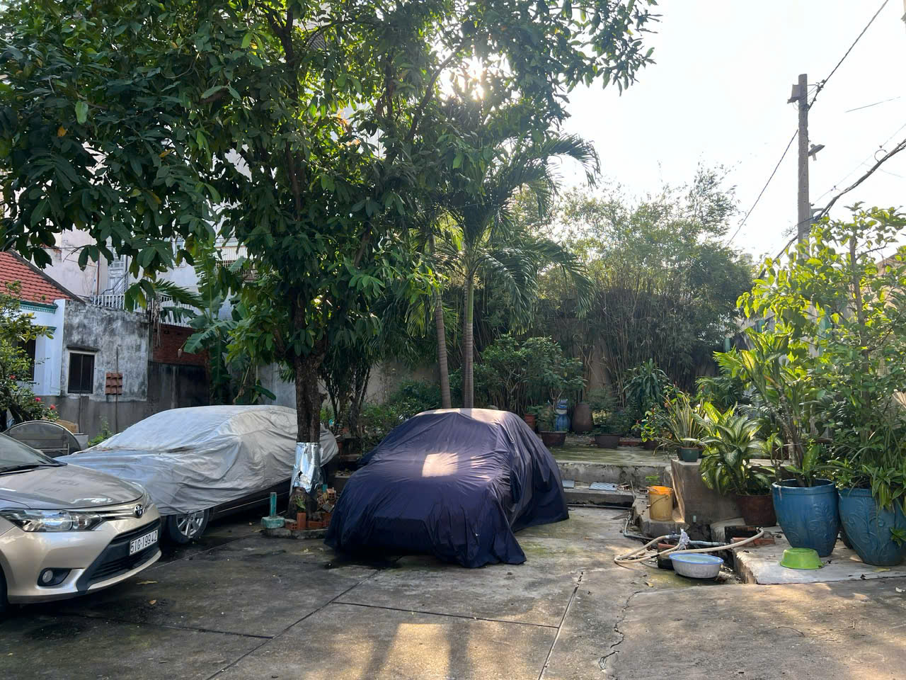  BIỆT THỰ SÂN VƯỜN 1000M² – ĐÔNG HƯNG THUẬN Q12 – CÓ HỒ BƠI, CÂY XANH 