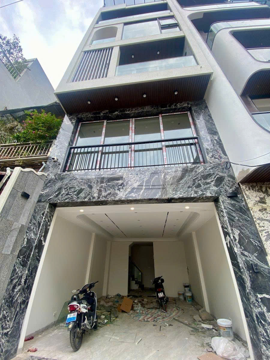  Bán nhà Ngọc Thụy 52m 7 tầng MT 5.1m thang máy gara ô tô hơn 18 tỷ 