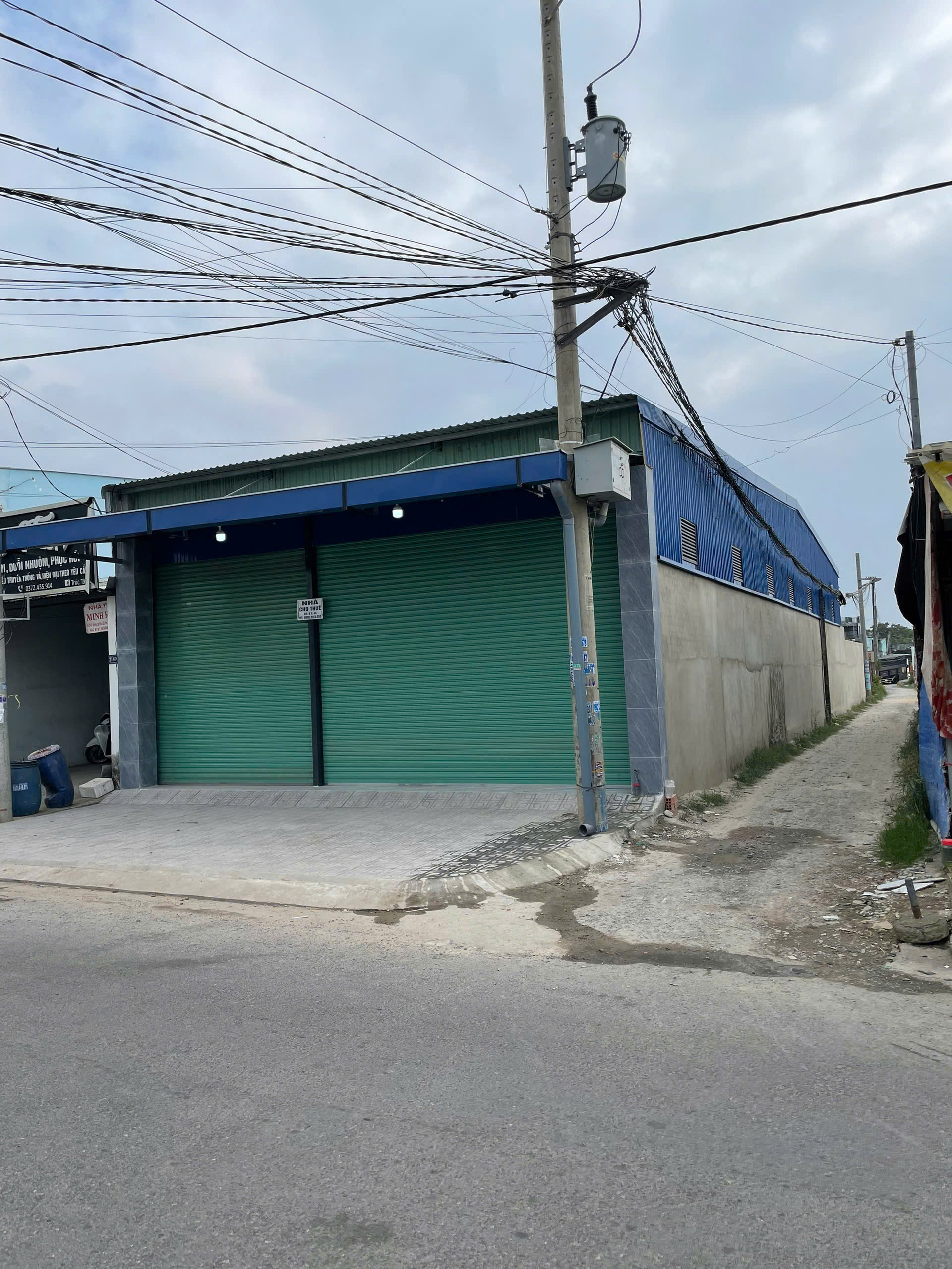  CHO THUÊ MẶT BẰNG KINH DOANH VỊ TRÍ ĐẸP - ĐỨC HOÀ, LONG AN 