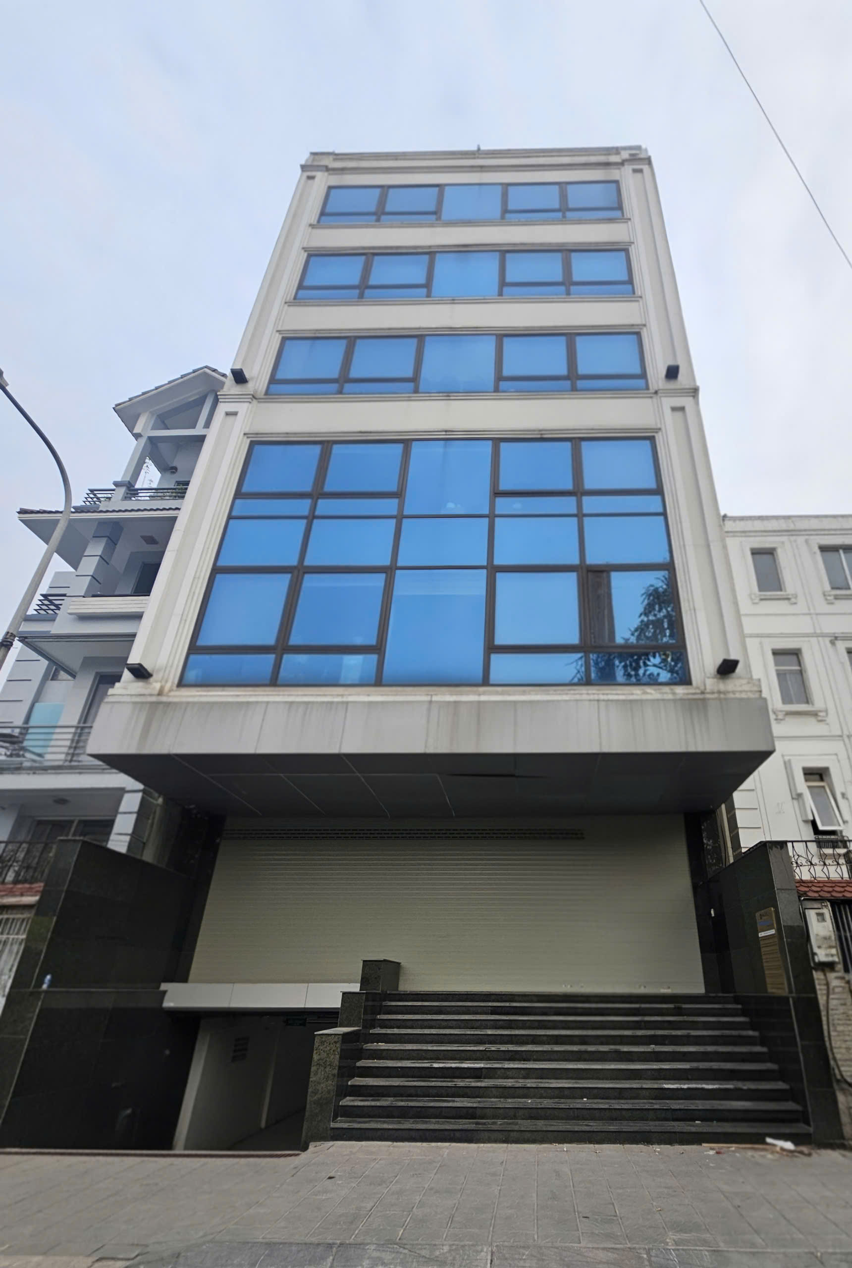  Cho thuê nhà, 133m2_ 6T; Hoàng Quốc Việt, Tô Hiệu, Nghĩa Tân -76 tr 