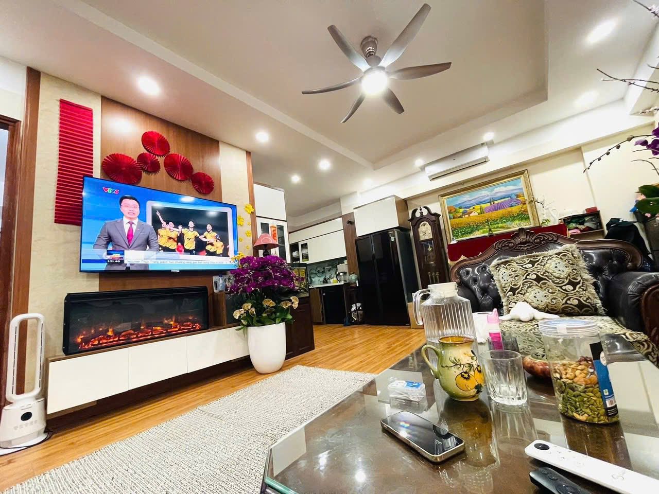 ????Tòa N08 Thành Thái 118m 3PN, Nội thất siêu đẹp, 12.6 tỷ cạnh công viên Cầu Giấy 