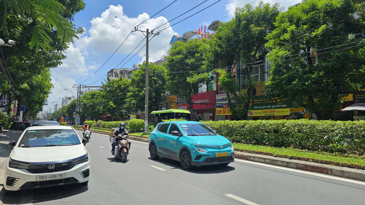  Chính chủ 307/23 Bàu Cát, Tân Bình, 133m2 giá cực sốc 15 tỷ. Cơ hội đầu tư hiếm có! LH ngay 0898333313. 