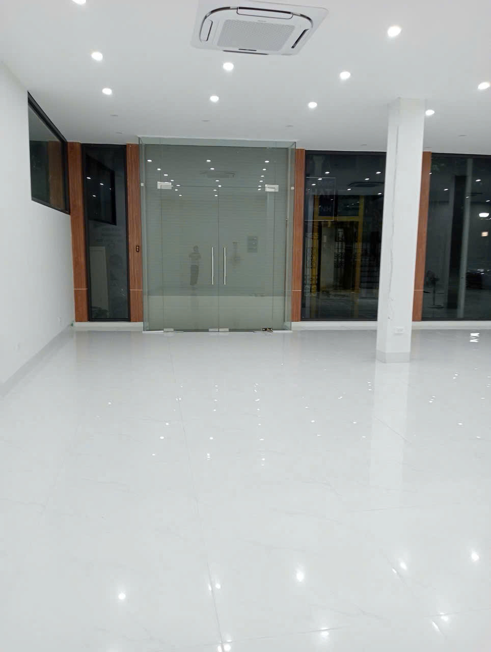  VIP TÁI ĐỊNH CƯ X2B- LÔ GÓC 3 MẶT THOÁNG – PHÂN LÔ VỈA HÈ – Ô TÔ TRÁNH – TÒA NHÀ 7 TẦNG THANG MÁY – 80M2- MẶT TIỀN 5 M- GIÁ 36.5 TỶ 