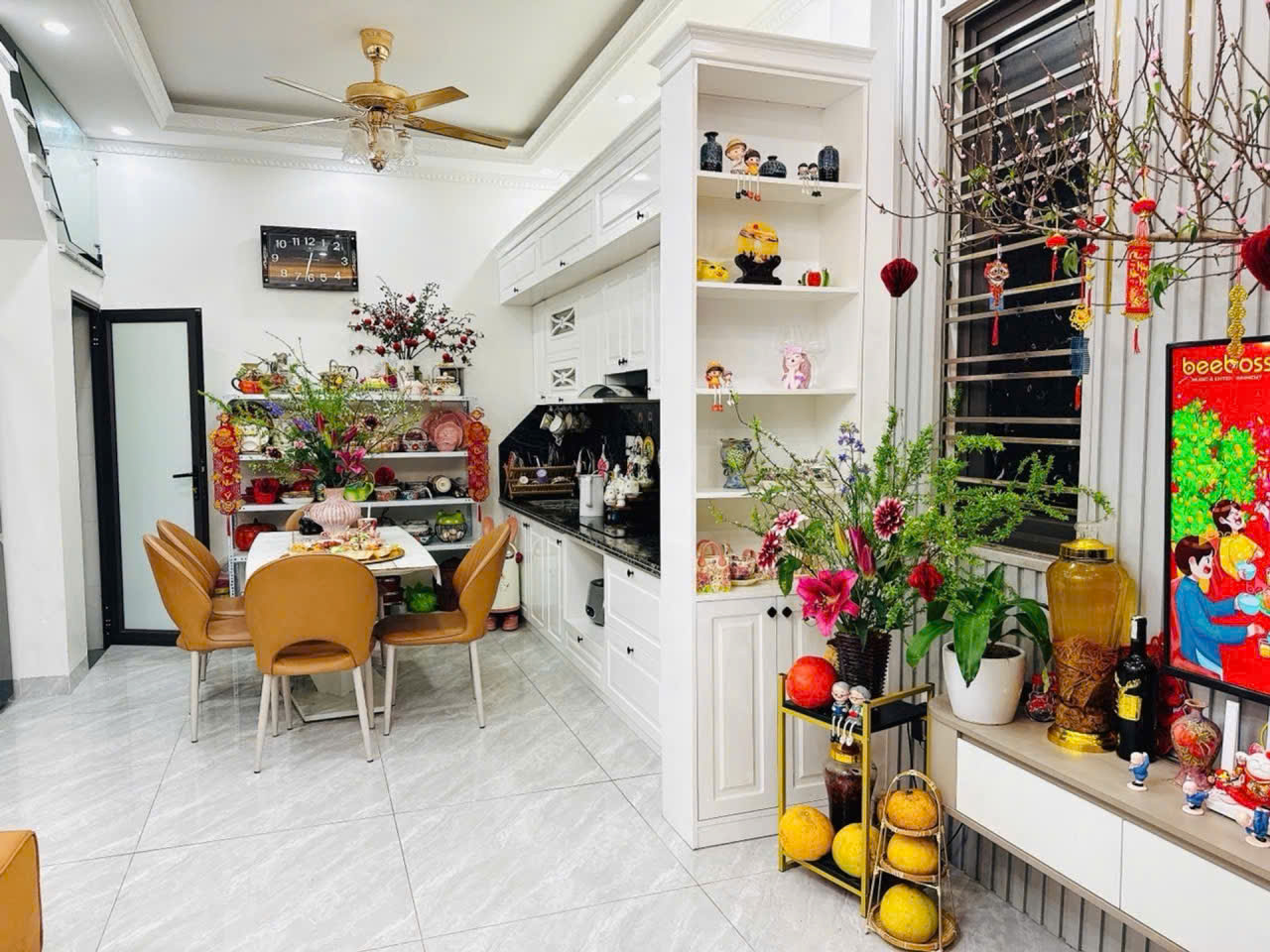  Bán căn nhà 3 tầng đẹp Có diện tích 40,28m2 (5,3*7,6) Tại Số 2/2/435 Đằng Hải – Ngõ Thông thoáng, Phong Thuỷ Tốt Giá siêu rẻ chỉ 4 tỷ. 