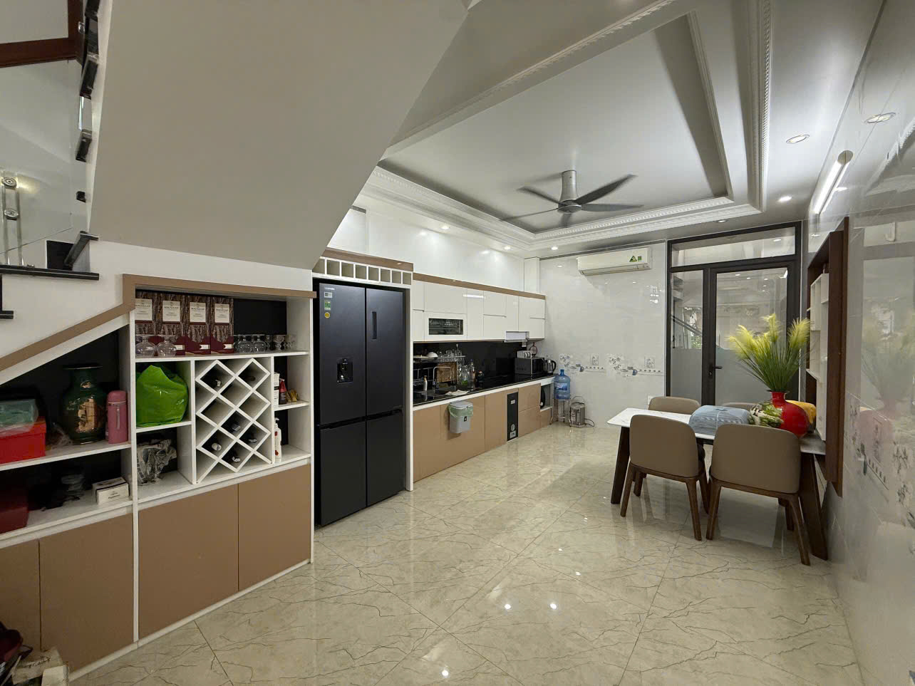  BÁN NHÀ 4 TẦNG TUYẾN 2 NGÔ GIA TỰ – FULL NỘI THẤT 