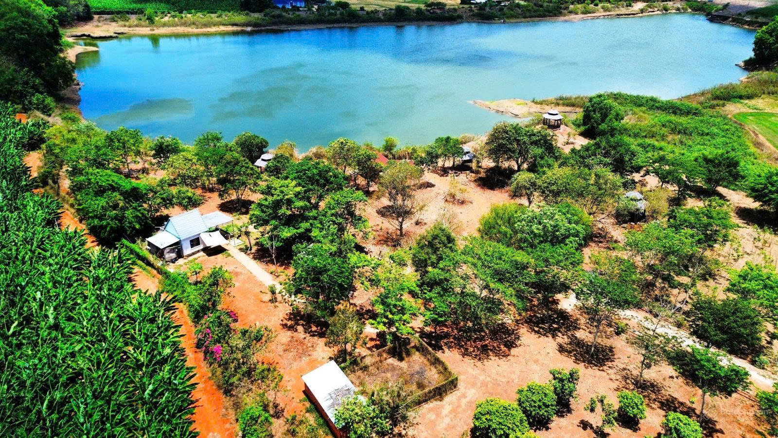  Bán lô đất view hồ đẹp - vị trí vàng tại Tam Long - HCM(Long Phước - TP Bà Rịa cũ) 