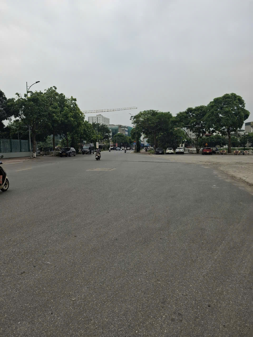  ???? NHÀ ĐẸP TRUNG TÂM THẠCH BÀN – CỔ LINH  68M² X 5 TẦNG  Ô TÔ ĐỖ CỬA 