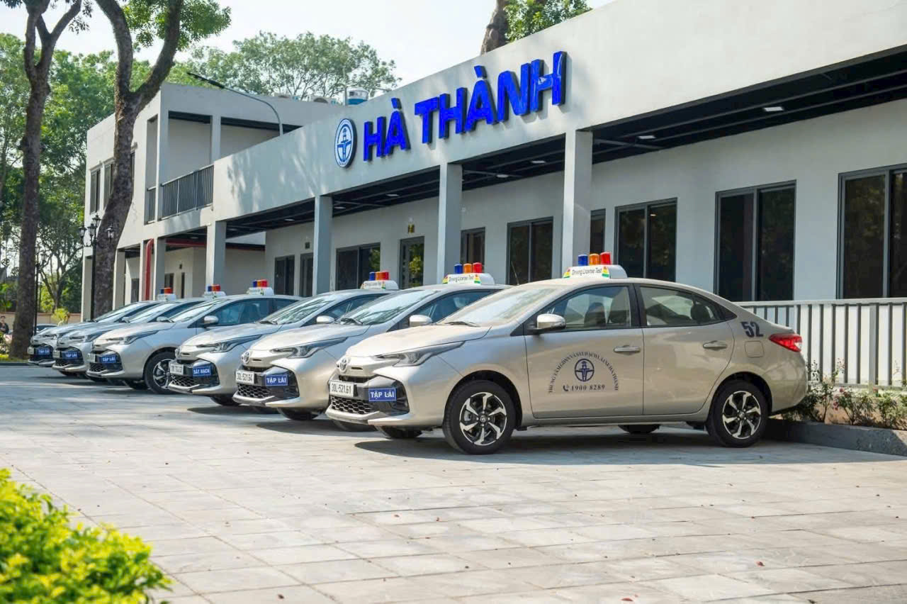  TUYỂN SINH HỌC LÁI XE TẠI HÀ NỘI – NHẬN HỌC LIÊN TỤC 