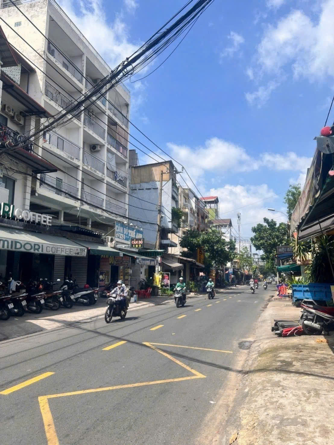  Bán Nhà Mặt Tiền Gần Lạc Long Quân 4 Tầng 80m2 Ngang 4.2m Vuông đẹp Nhỉnh 13 Tỷ 