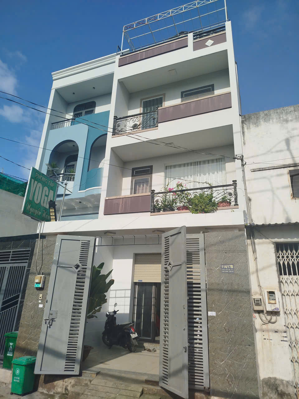  BÁN NHÀ MẶT TIỀN HẺM ĐƯỜNG CHIẾN LƯỢC, BÌNH TRỊ ĐÔNG, BÌNH TÂN – 99,2M² – 1 TRỆT 2 LẦU SÂN THƯỢNG – SỔ HỒNG RIÊNG 
