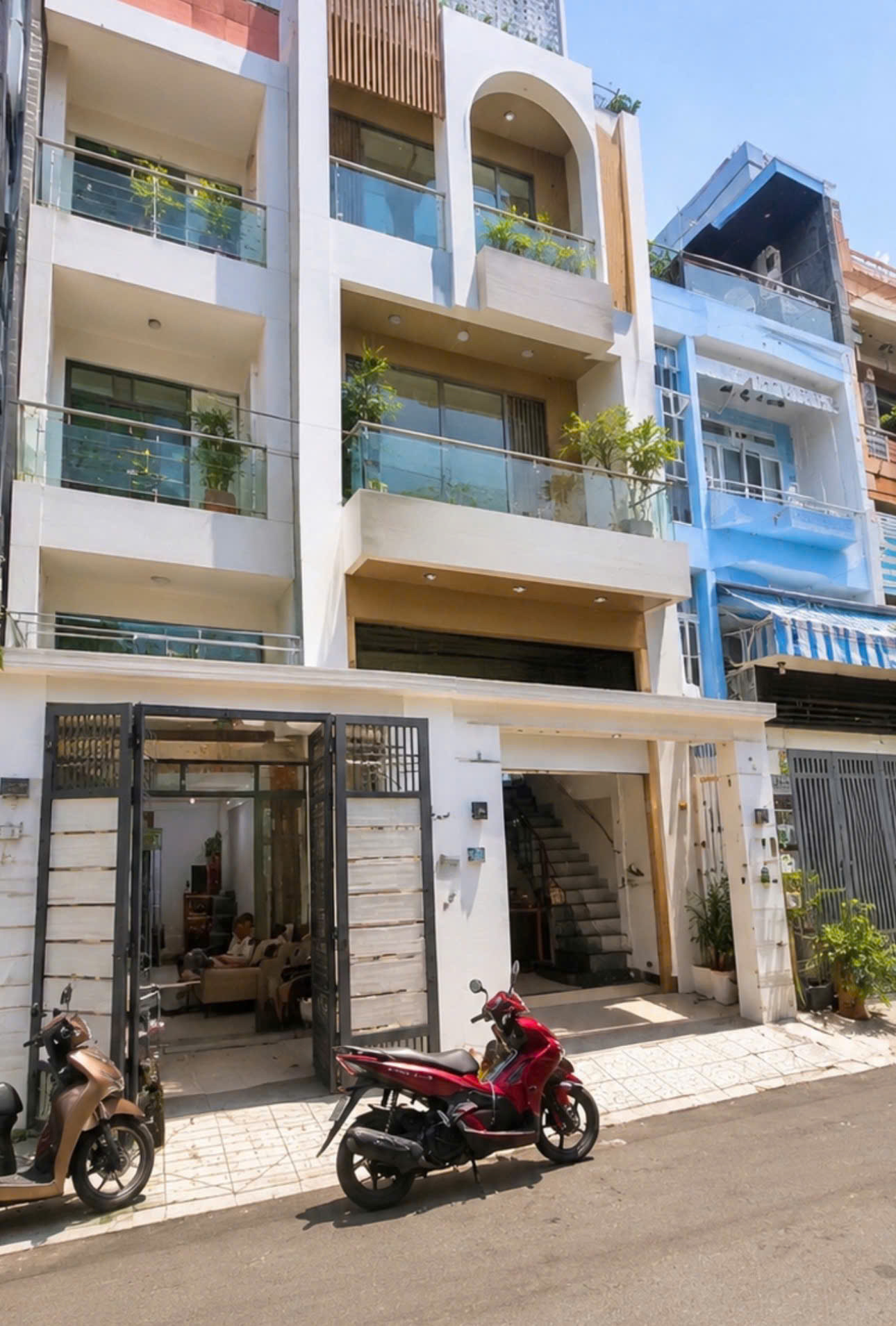  NHƯ MẶT TIỀN GẦN KHU CƯ XÁ VIP QUẬN 10 - ĐƯỜNG 8M THÔNG - 2 MẶT HẺM CÓ GIẾNG TRỜI SÁNG SỦA - 48M² 