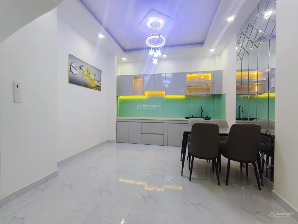  Bán nhà gần mặt tiền Dương Bá Trạc Q.8, 3 tầng, 4x11m, nhỉnh 6 tỷ 