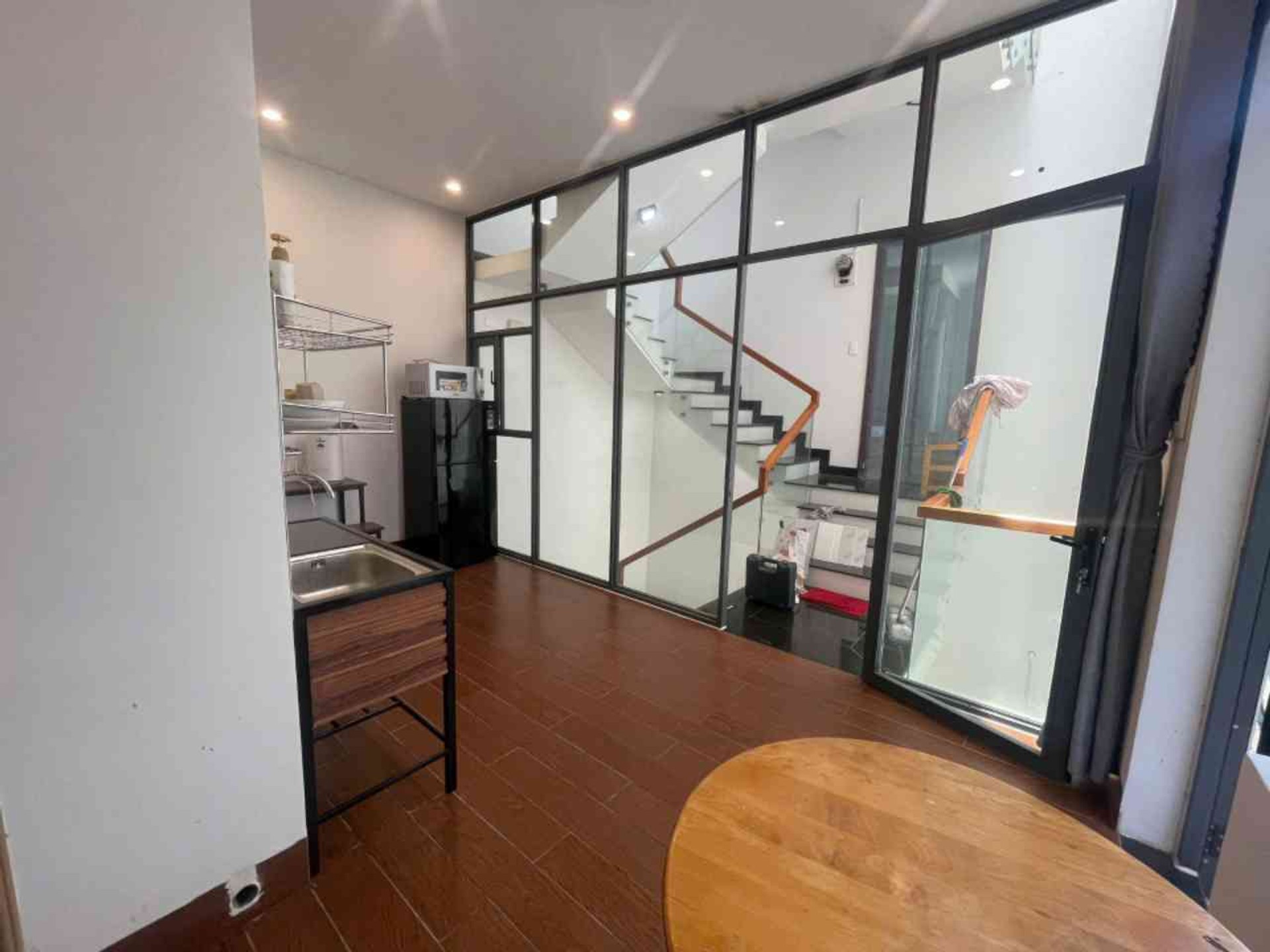  Bán nhà mặt tiền Nguyễn Tri Phương, 232m2, 3,5 tầng, Hải Châu, giá 30 tỷ 
