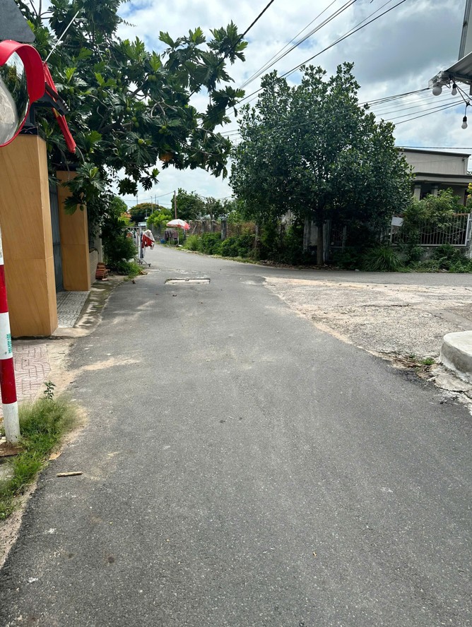  Chính chủ bán đất Long Điền - 131,4m2, chiều dài mặt tiền 13,7m, gần chợ An Ngãi, sát khu hành chính 