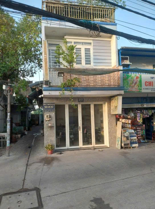  Chính chủ có nhà cần bán tại số nhà 27 đường 21, phường Bình Hưng Hòa, tp HCM. 