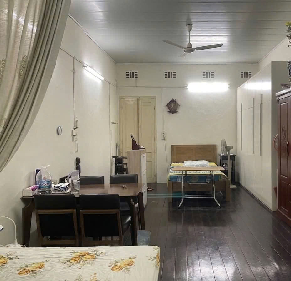  CHO THUÊ TẦNG 2 NHÀ MẶT PHỐ ĐỘI CẤN, BA ĐÌNH, HÀ NỘI - VỊ TRÍ ĐẸP, GIÁ CHỈ 6 TRIỆU/THÁNG 
