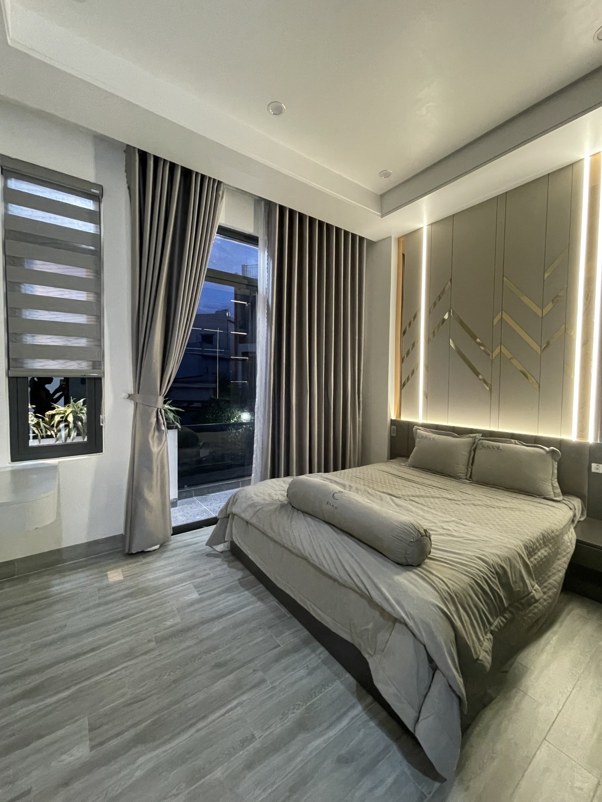  Bán nhà mặt tiền Đặng Huy Tá 68m2, giá 6,6 tỷ, nhà đẹp vào ở ngay 